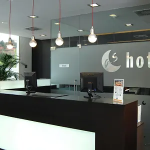 https://as-hoteles-porta-de-barcelona.catalonia-hotels.com